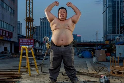 農(nóng)村男碩士北京打拼8年后：最后一晚住在天安門廣場