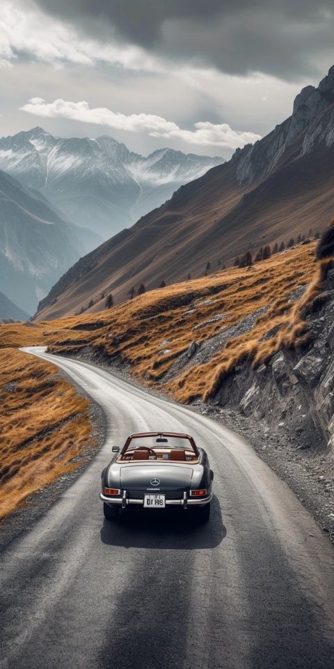 西藏最窮的地方都這樣？藏民隨地一坐豪車遍地都是