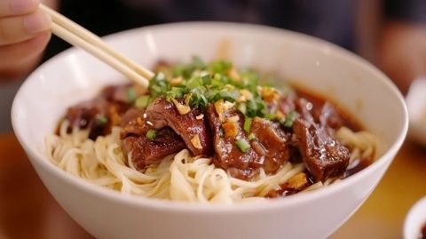 樂山必吃美食清單：傳統(tǒng)風味一次嘗遍