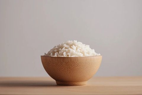白人飯為何被視為美觀但缺乏內(nèi)涵的代表作？
