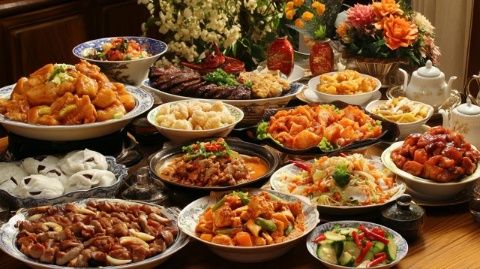 金蛇年大年初四必吃！7款傳統美食寓意滿滿，新年好運從餐桌上開始！
