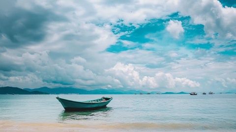 越南芽莊夢幻海濱之旅：清澈海水與獨特風情的完美邂逅