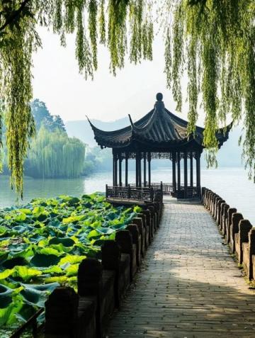 大家好，上次給你們見紹深圳梧桐山，今天我要向大家介紹的是中國(guó)南方的一座美麗湖泊—