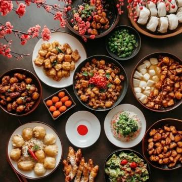 春節(jié)宅家吃什么每次去超市都會對里面的一道美食垂涎三尺，所以每次去都會買點來吃