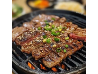 探店秋意濃想吃肉？藏在居民樓里的炭火烤肉·性價比之王·肉食者的天堂