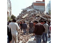 探索地震的奧秘：了解、評估與應對全指南