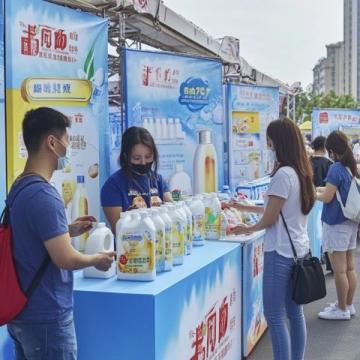 趙一鳴零食風靡東莞背后：高倒閉率與經營困境分析