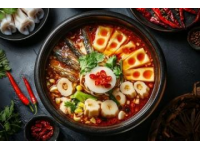 展現(xiàn)云南美食的獨特魅力和多樣性風味