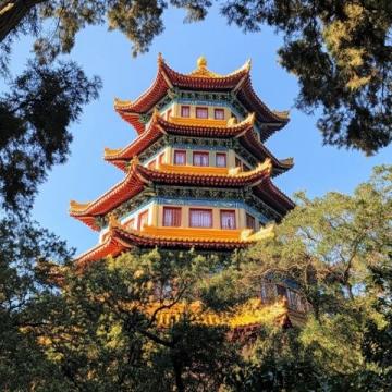去了一趟佛山，逛了祖廟，體驗嶺南風情，值得推薦的旅行地