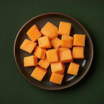 三峽苕酥以三峽地區的紅苕、鮮糯米、雞蛋為主要原料