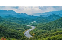 貴州地區有十條小眾摩旅寶藏路線，以下列舉其中四條