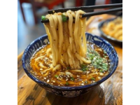 石家莊塔北路美食一條街：板面、刀削面，還有更多美味等你來發現！