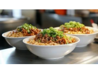 云南美食之旅：過橋米線、汽鍋雞與野生菌宴不容錯過