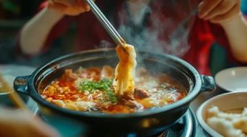 探訪貴州六盤水：體驗涼都的清爽與酸辣美食之旅