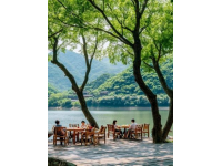 尋味秦巴山水：旬陽美食舌尖上的太極城，風雅與煙火交織。