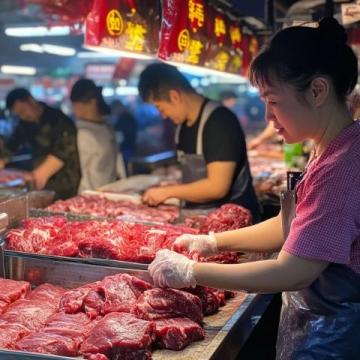 寧夏銀川懷遠(yuǎn)夜市——煙火氣中的美食與文化之旅
