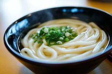 貴州一殯儀館米粉為什么會好吃到排長隊？