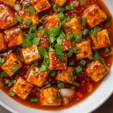 說出一個菜名證明你是哪里人麻婆豆腐小巷煙火里的傳奇風(fēng)味