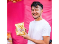 傳統美食的破圈之旅：從街邊小吃到網紅爆款