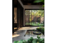 在泰州世貿河濱花園的門口，一家名為粵味小館的港式茶餐廳悄然開業