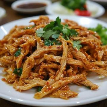 家庭版高筍炒牛肉絲的做法，簡單快手，上桌就被搶光光！