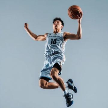 CBA球員徐杰出色表現令家鄉農家樂火爆