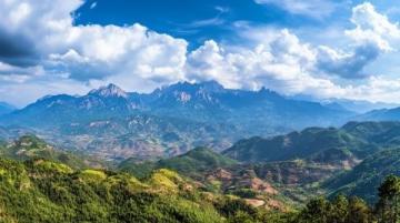 上饒旅游景點大全：三清山、靈山、銅鈸山，領(lǐng)略自然人文之美！