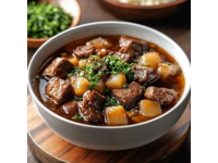 牛肉一燉就老？那是調料沒放對，加入它們，牛肉軟爛入味，真香云南草果與良姜燉肉鹵