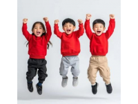 幼兒安全教育課：大班學生學習如何正確應對高處跳落與識別潛在危險點
