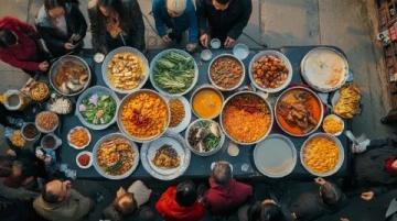 立春特輯：榆林鎮筋餅店之旅，體驗人潮美食與意外服務