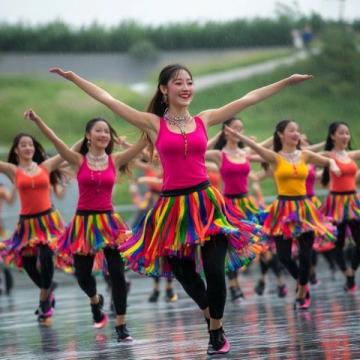 普寧英歌舞火出圈：青少年傳承傳統(tǒng)藝術(shù)的新活力