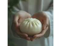 
上海創新美食風潮：包子新花樣與玫瑰花卷真相揭秘