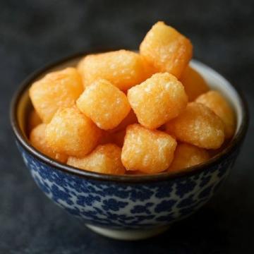 越南美女主播油炸餃子，傳統(tǒng)手藝受追捧，香氣四溢誘人垂涎！