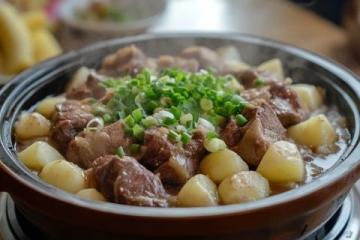 安寧美食新趨勢(shì)！推薦一家超值的羊湯鍋?zhàn)灾? width=
