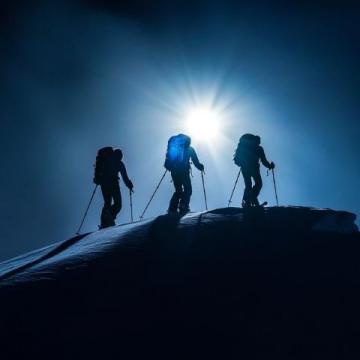 鑒別高原反應的小知識登山者在高海拔地區的3大身體表現！
