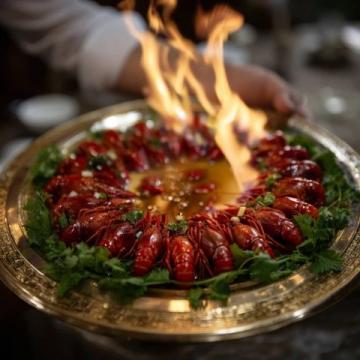 京城塞納河：哈爾濱俄餐替代，盡享法式浪漫美食時光
