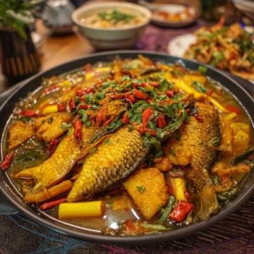 黃燜雞：打工人的快捷美食盛宴
