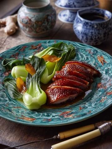 大連鐵鍋燉鵝：香氣撲鼻，年味濃烈