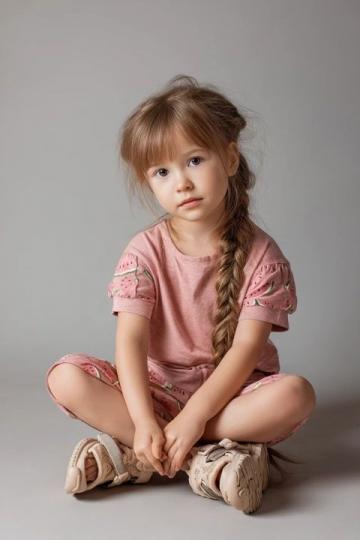 我的小堂姑，是一個性格堅(jiān)強(qiáng)，自立，有主見的女人！