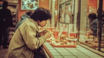 東北美食之爭：鍋包肉的起源探秘——哈爾濱與吉林的歷史淵源