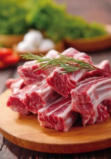 生活費不足500元,用5塊錢買了一條五花肉喂飽全家