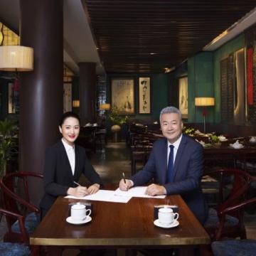 揭秘湖南傳統名菜——血醬鴨的起源與制作方法