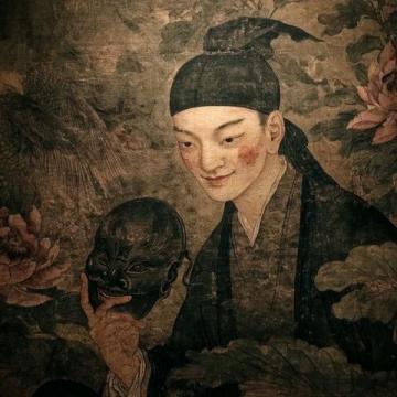因為史湘云的臉上犯了杏斑癬，于是有了治療藥物薔薇硝出場，但是被茉莉粉