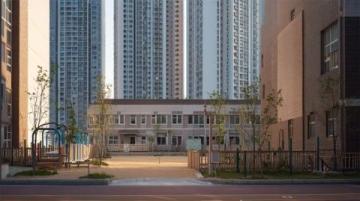 盤州市紅果城區(qū)新增公交線路:連接勝境街道辦石腦上壩,助力鄉(xiāng)村振興與城市互動(dòng)