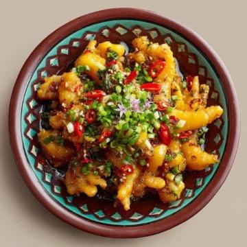 開封杞縣紅薯泥配臭豆腐：甜香與臭韻的絕妙碰撞
