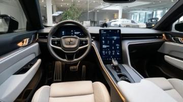 寶駿悅也Plus:反差萌新寵,26款新車中最耀眼的存在!