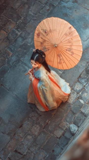 探訪鎮(zhèn)江人氣很高的“東方姑娘”店!