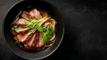 日本鰻魚飯的魅力:精細烹飪的藝術