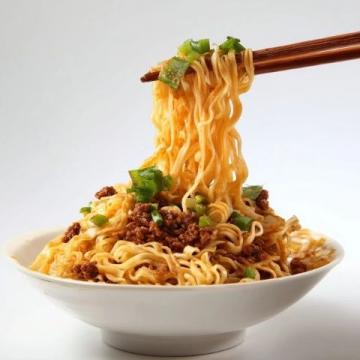 桂西美食探索記:桂林米粉與特色小吃之旅