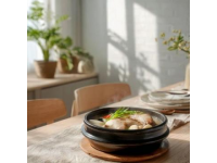 慢煮下的溫情：砂鍋里的時光每天一道養生美食的治愈哲學